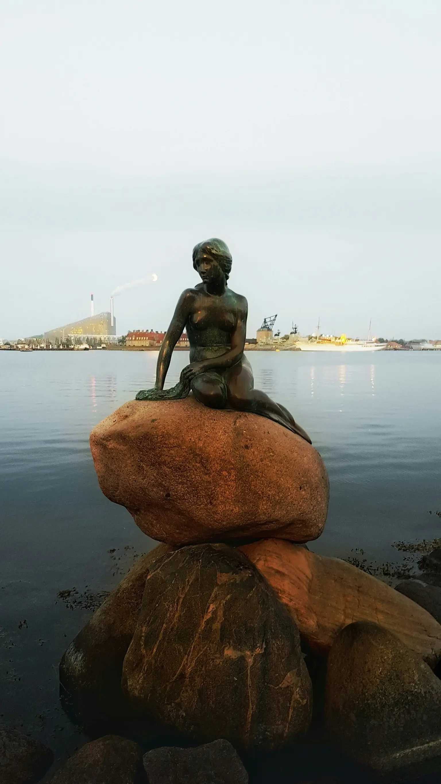 Copenhagen Little Mermaid statue Andersen. Polymathes Academy online language school Copenhagen Little Mermaid statue Andersen. Polymathes Academy online language school